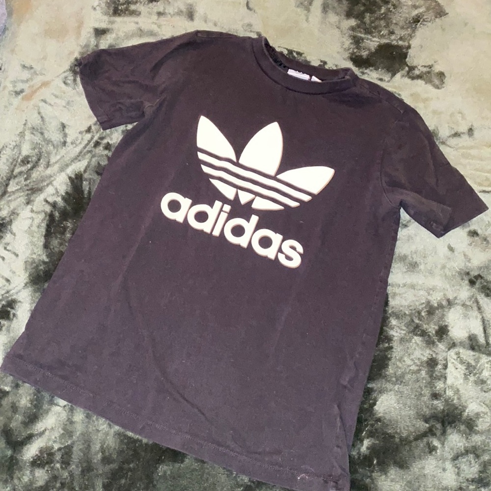 Adidas tshirt